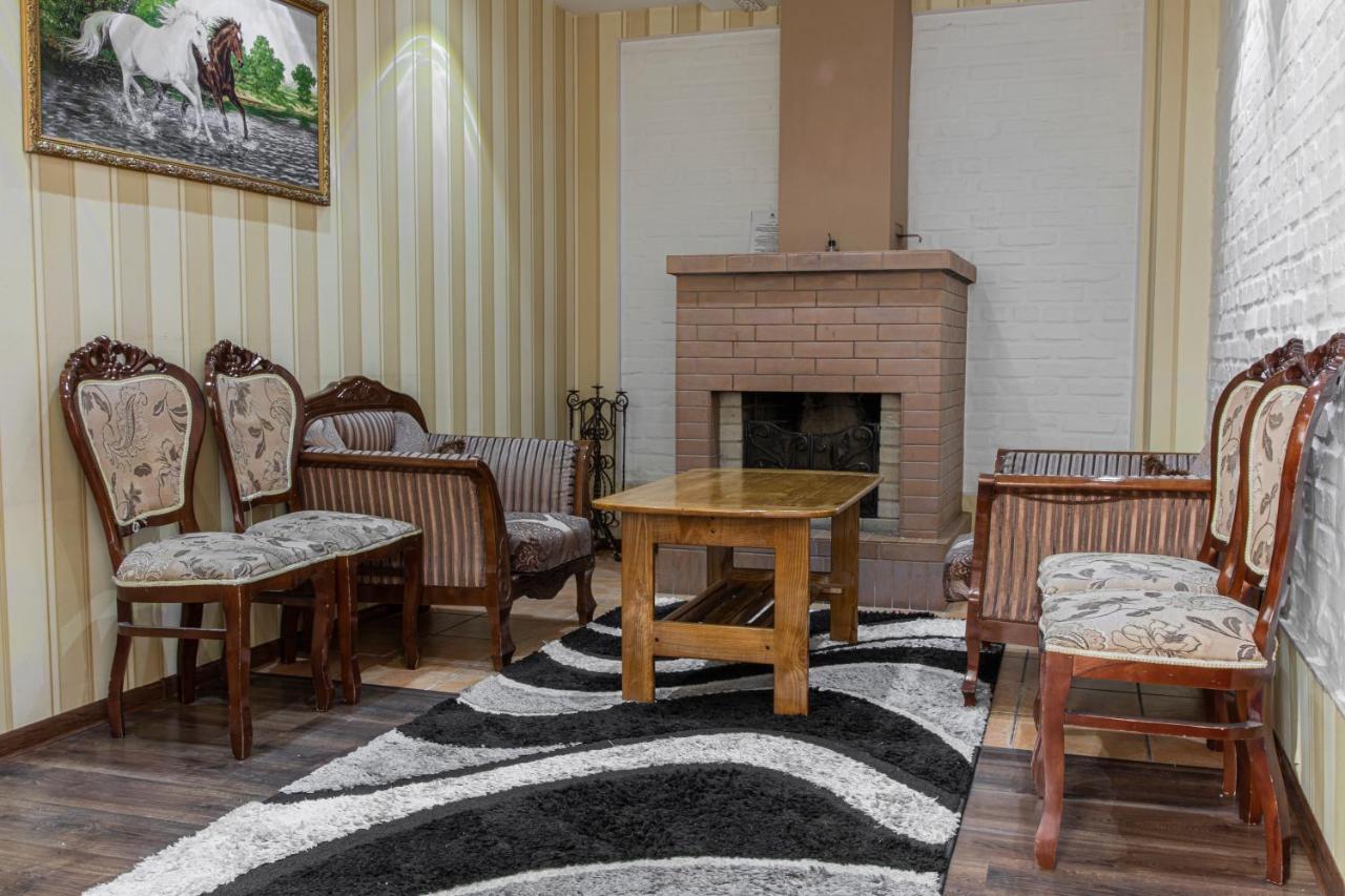 Nur M Hotel Tasjkent Buitenkant foto
