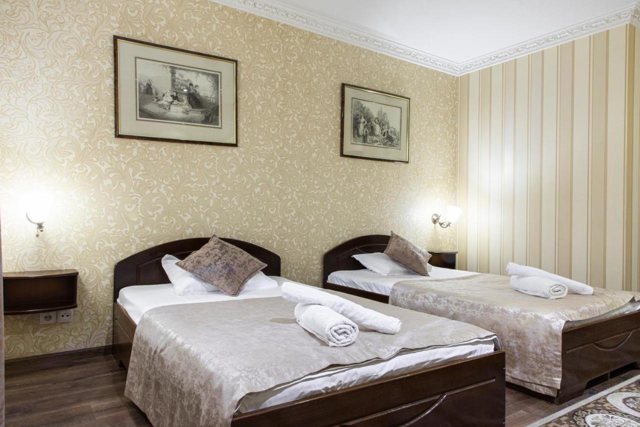Nur M Hotel Tasjkent Buitenkant foto